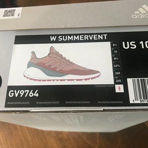 BRAND NEW Ladies Golf Shoes